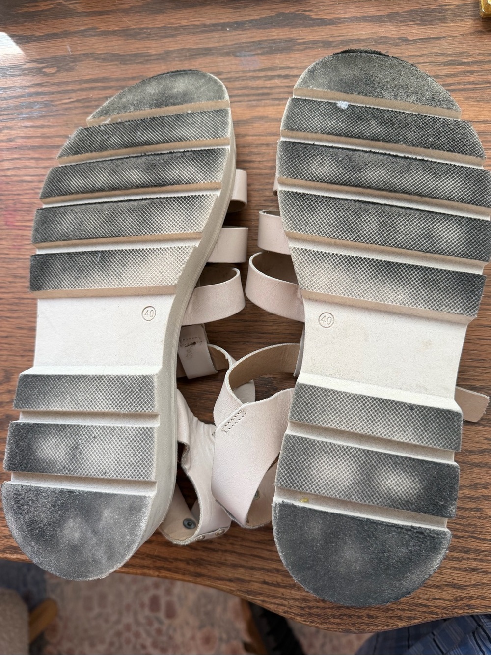 Italian sandals - Picture 3 of 4